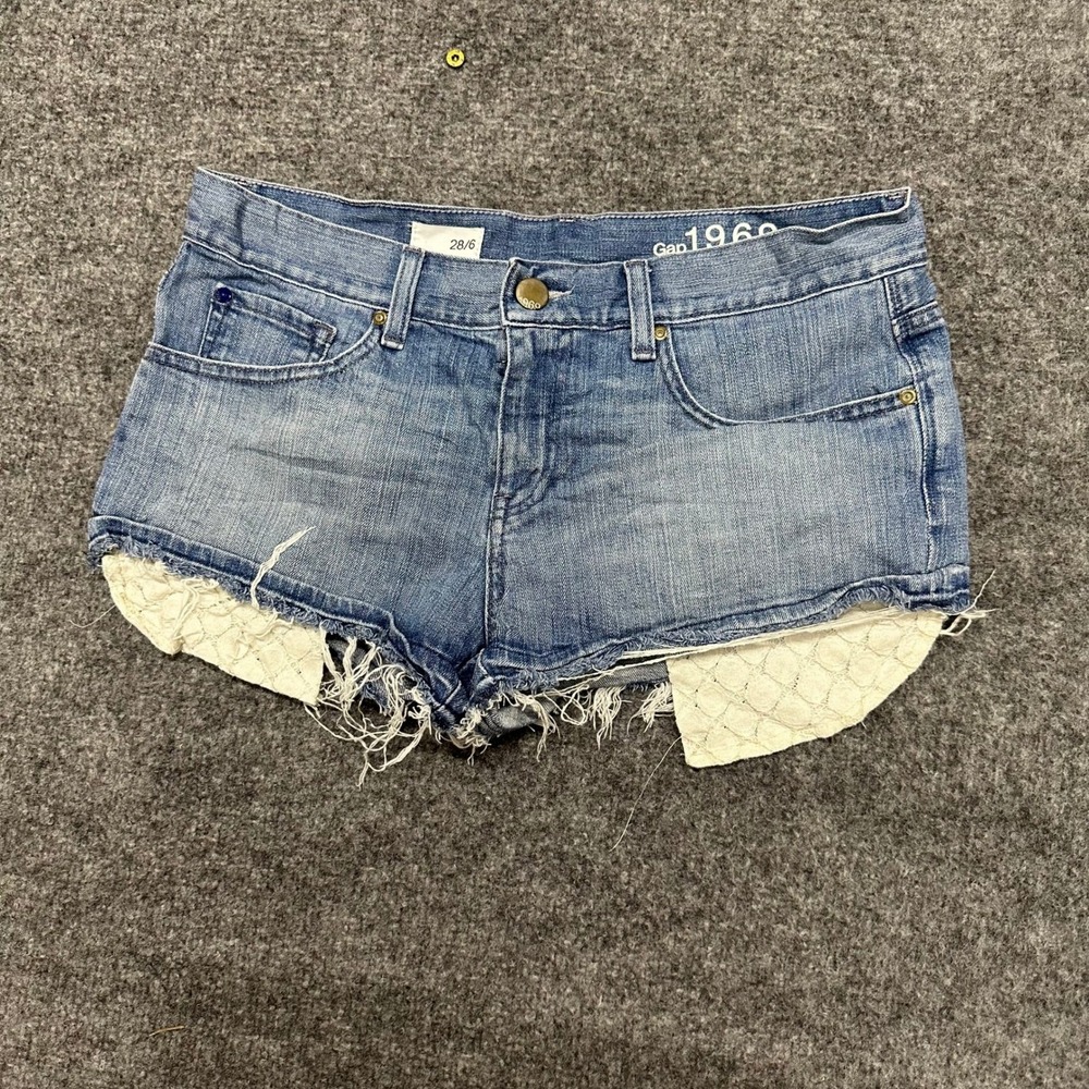 Gap Shorts Womens Size 28/6 Blue Cleo Low Rise Cut Off Lace Pocket Boho Denim